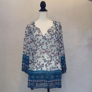 💛Floral Tunic By GAP NWOT Spring  in the air NWOT